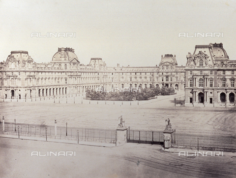 PDC-S-000252-0006 - General view of the Louvre in Paris - Date of photography: 1855-1865 - Alinari Archives, Florence