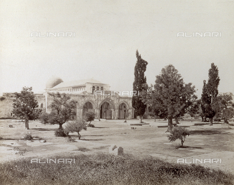 PDC-S-000275-0024 - General view of the El-Aqsa mosque, in Jerusalem - Date of photography: 1860-1870 - Alinari Archives, Florence
