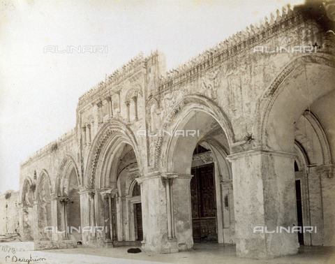 PDC-S-000275-0029 - The facade of the El-Aqsa Mosque, in Jerusalem - Date of photography: 1860-1870 - Alinari Archives, Florence