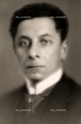 PPA-F-001622-0000 - Portrait of the French man of letters Henri Deberly. - Date of photography: 1926 - Alinari Archives, Florence
