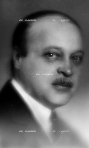 PPA-F-001663-0000 - Portrait of the French poet Raymond Genty, author of the work 'Les chansons de la Marjolaine'. - Date of photography: 1932 - Alinari Archives, Florence