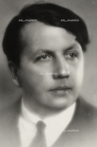 PPA-F-001694-0000 - Portrait of the French man of letters Bernard Zimmer. - Date of photography: 1928 - Alinari Archives, Florence