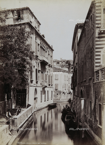 REA-F-000857-0000 - View of Palazzo Soranzo-Sanudo-Van Axel, Venice - Date of photography: 1860-1870 ca. - Alinari Archives, Florence