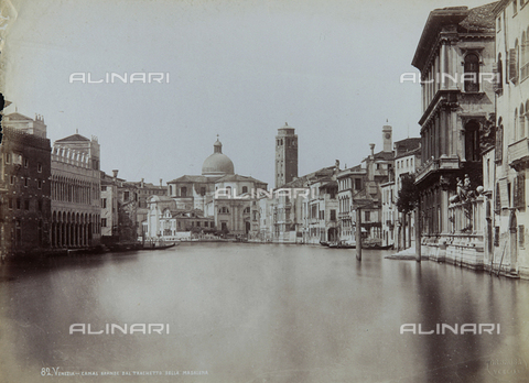 REA-F-000859-0000 - View of the Grand Canal in Venice - Date of photography: 1860-1870 ca. - Alinari Archives, Florence