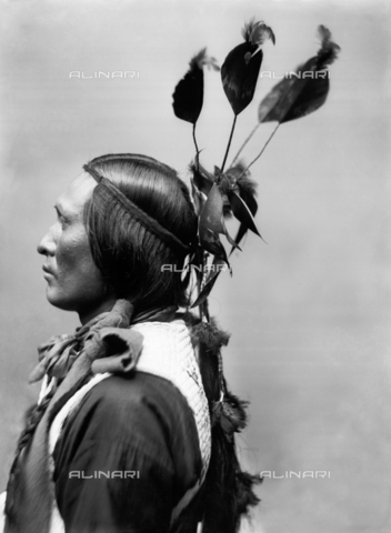 RVA-S-001089-0016 - Indiano Sioux, Parigi - Data dello scatto: 1900 ca. - Léopold Mercier / Roger-Viollet/Alinari