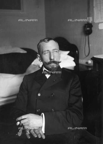 RVA-S-001111-0015 - Roald Amundsen (1872-1928), Norwegian explorer - Jacques Boyer / Roger-Viollet/Alinari
