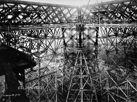 RVA-S-006141-0002 - Construction of the Eiffel Tower in Paris: wire mesh close to the first platform - Date of photography: 14/01/1888 - Jacques Boyer / Roger-Viollet/Alinari