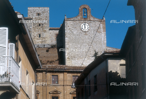 TEA-S-350302-B036 - The historic center of Verucchio with Malatesta - Date of photography: 1990 ca. - Alinari Archives, Florence