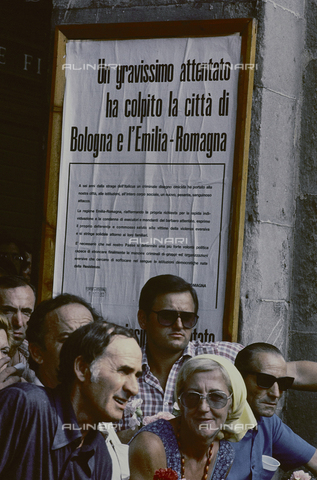 TEA-S-532026-B011 - Bologna massacre of 08.02.1980: poster with the news of the attack occurred in the railway station - Date of photography: 08/1980 - Alinari Archives, Florence