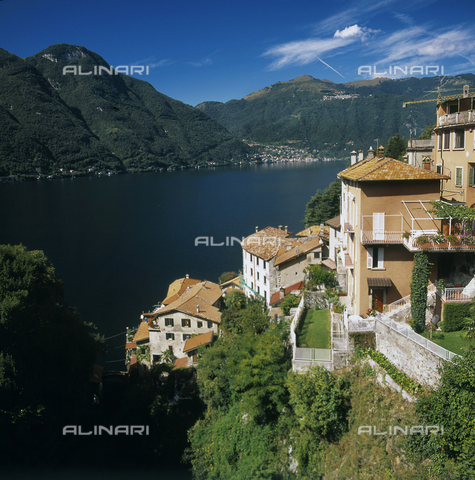ULL-F-505512-0000 - Nesso on  Lake Como - Date of photography: 2001 - Kanus / Ullstein Bild / Alinari Archives