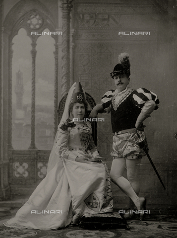 avq-a-000128-0039 - Members of the Aristocracy (dancing in costume at the town hall) - Date of photography: 1890-1910 ca. - Alinari Archives, Florence