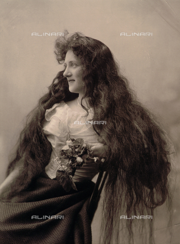 avq-a-000128-0078 - Theater actress - drammatic actress - Date of photography: 1900 ca. - Alinari Archives, Florence