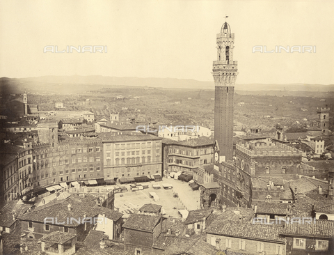 rdc-f-001290-0000 - Panorama of Siena with Piazza del Campo and the Tower of the Palazzo Pubblico - Date of photography: 1855 ca. - Alinari Archives, Florence